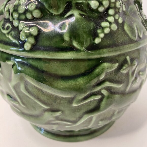 Jay Willfred green maiolica pitcher Hounds on the Hunt dog handle Portugal CHIP - Picture 5 of 12